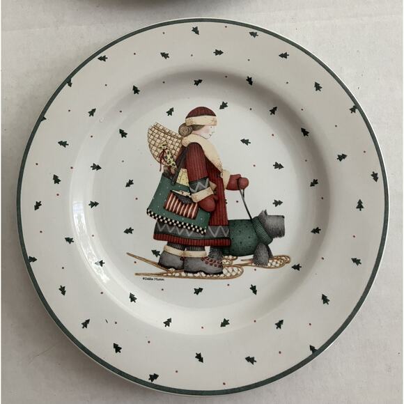 Sakura Debbie Mumm 4 Stoneware 8” Salad Dessert Plates Sledding Characters NOB - Picture 6 of 11